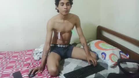 Snapshot of rami_hot0 chatting on 01/11/26, 08:47 rami_hot0 online show from 01/11/26, 08:47