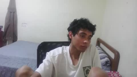Snapshot of rami_hot0 chatting on 02/26/26, 09:25 rami_hot0 online show from 02/26/26, 09:25