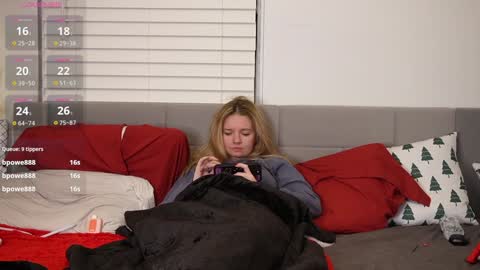 Snapshot of ramichick chatting on 12/22/24, 07:44 Rami online show from 12/22/24, 07:44