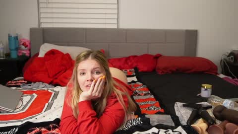 Snapshot of ramichick chatting on 01/21/25, 06:43 Rami online show from 01/21/25, 06:43