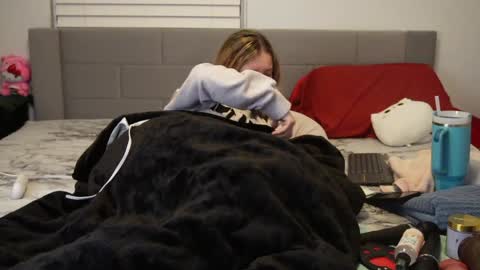 Snapshot of ramichick chatting on 01/23/25, 05:13 Rami online show from 01/23/25, 05:13