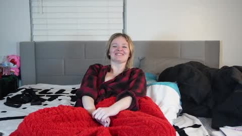 Snapshot of ramichick chatting on 01/31/25, 07:50 Rami online show from 01/31/25, 07:50