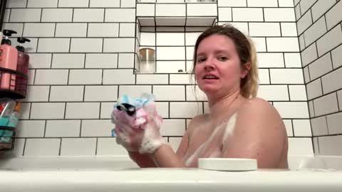 Snapshot of ramichick chatting on 01/07/26, 03:09 Rami online show from 01/07/26, 03:09