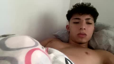 Snapshot of ramiroo2312 chatting on 02/17/25, 10:07 ramiroo2312 online show from 02/17/25, 10:07