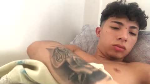 Snapshot of ramiroo2312 chatting on 02/18/25, 11:44 ramiroo2312 online show from 02/18/25, 11:44