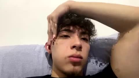 Snapshot of ramiroo2312 chatting on 10/10/25, 09:03 ramiroo2312 online show from 10/10/25, 09:03