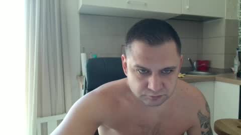 Ramon online show from 10/19/25, 09:54