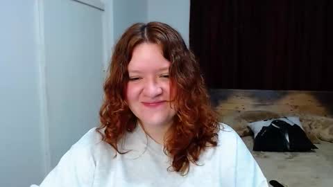 Snapshot of ramona15 chatting on 10/23/25, 10:30 Ramona online show from 10/23/25, 10:30