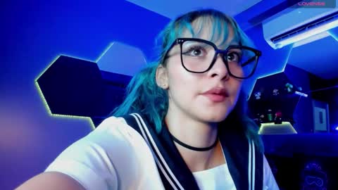 Ramona online show from 12/16/25, 02:38