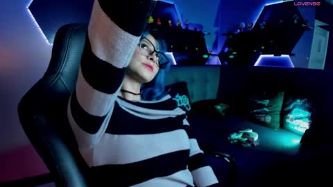 Ramona online show from 12/21/25, 03:13