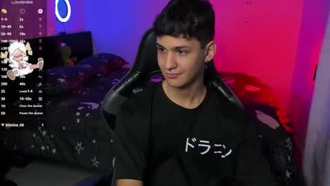  A independent Model  online show from 10/06/25, 12:41