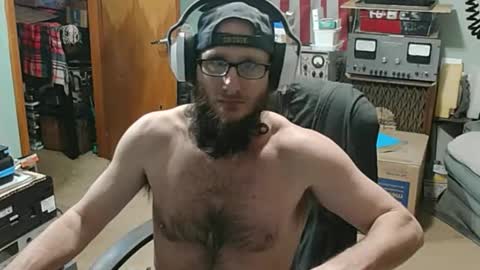 Snapshot of randalltotazz chatting on 04/06/26, 01:58 Randall online show from 04/06/26, 01:58