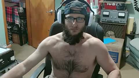 Snapshot of randalltotazz chatting on 04/07/26, 10:09 Randall online show from 04/07/26, 10:09