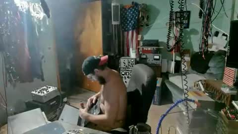 Snapshot of randalltotazz chatting on 06/11/26, 02:53 Randall online show from 06/11/26, 02:53