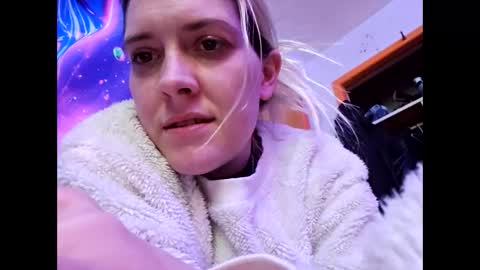 Randcandy77 online show from 02/10/25, 07:28