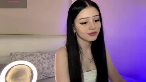 Snapshot of randiburt chatting on 11/02/25, 03:25 Luna online show from 11/02/25, 03:25