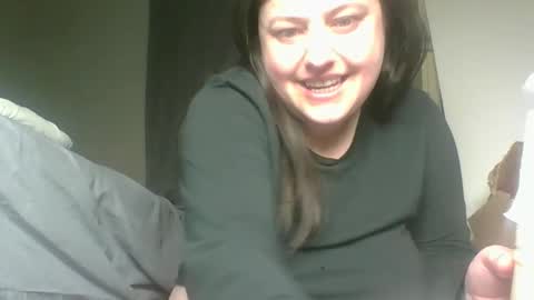 Snapshot of randicandi96 chatting on 03/19/26, 08:29 randicandi96 online show from 03/19/26, 08:29