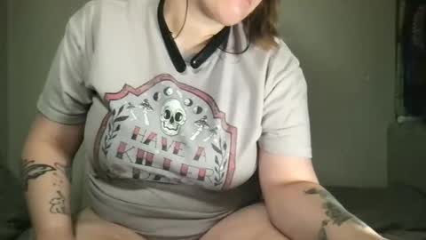 Snapshot of randiigirl69 chatting on 11/13/25, 04:06 Randii online show from 11/13/25, 04:06