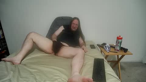 Snapshot of rando1235 chatting on 02/19/26, 05:36 rando1235 online show from 02/19/26, 05:36