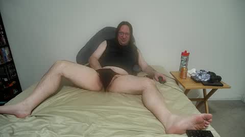 Snapshot of rando1235 chatting on 03/09/26, 04:27 rando1235 online show from 03/09/26, 04:27