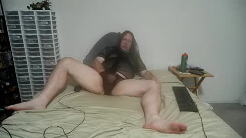 Snapshot of rando1235 chatting on 07/16/26, 04:29 rando1235 online show from 07/16/26, 04:29