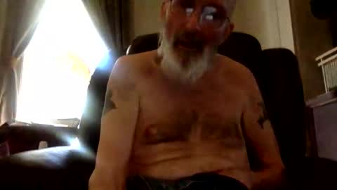 Randy online show from 10/29/25, 04:53