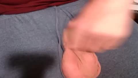 Snapshot of random41yearoldguy chatting on 01/06/25, 05:08 random41yearoldguy online show from 01/06/25, 05:08