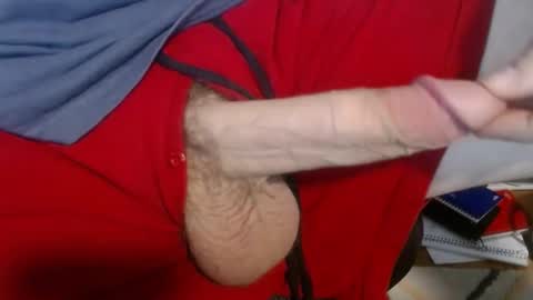 Snapshot of random41yearoldguy chatting on 01/18/25, 12:02 random41yearoldguy online show from 01/18/25, 12:02