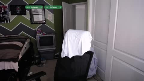 Snapshot of randomink3 chatting on 09/11/25, 12:55 randomink3 online show from 09/11/25, 12:55