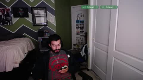 Snapshot of randomink3 chatting on 11/15/25, 08:27 randomink3 online show from 11/15/25, 08:27