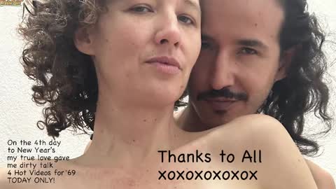 Snapshot of randomshuffle chatting on 12/28/24, 05:14 MR DJ Randomshuffle friends playing with sexual energy live - OMG we are back online show from 12/28/24, 05:14