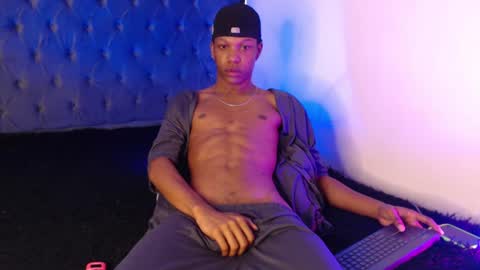 randy_connor9 online show from 03/12/25, 07:17