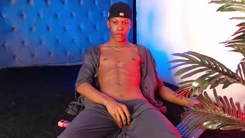 randy_connor9 online show from 03/12/25, 10:39