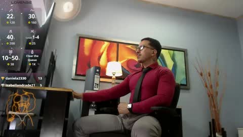 Snapshot of randylukehot chatting on 04/17/26, 07:39 randylukehot online show from 04/17/26, 07:39