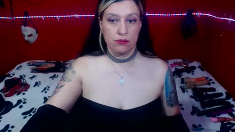 Snapshot of randymaturex01 chatting on 03/28/26, 02:44 Sonia online show from 03/28/26, 02:44