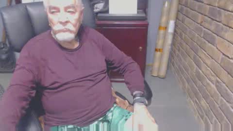 randyrodluvs69 online show from 09/29/25, 02:38