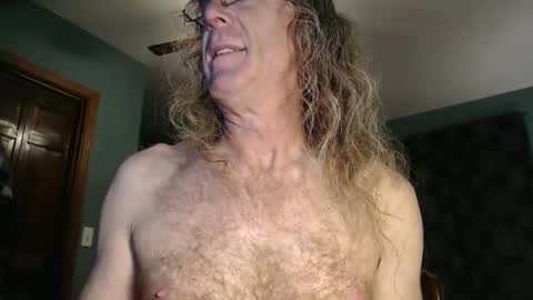 Snapshot of ranger510 chatting on 11/27/25, 03:41 Ranger510 online show from 11/27/25, 03:41