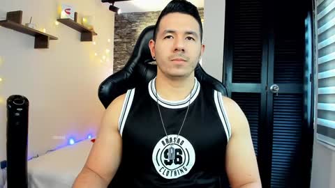 Snapshot of ransoj chatting on 01/05/25, 08:31 Jonas online show from 01/05/25, 08:31