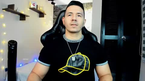 Snapshot of ransoj chatting on 01/12/25, 12:18 Jonas online show from 01/12/25, 12:18