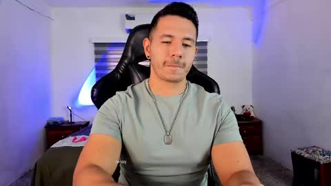 Snapshot of ransoj chatting on 09/25/25, 03:38 Jonas online show from 09/25/25, 03:38