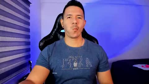 Snapshot of ransoj chatting on 10/17/25, 09:17 Jonas online show from 10/17/25, 09:17