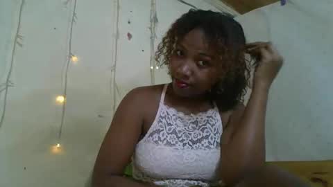 Snapshot of rantamarie chatting on 04/15/26, 07:04 Rantamarie online show from 04/15/26, 07:04