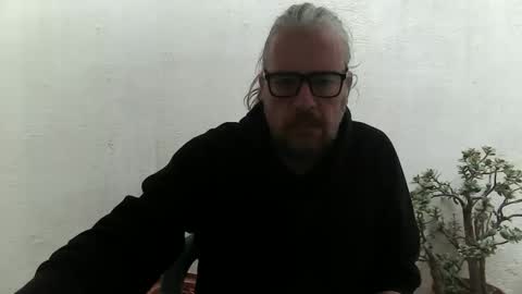 Snapshot of ranthanplan46 chatting on 04/12/26, 09:25 Ran online show from 04/12/26, 09:25