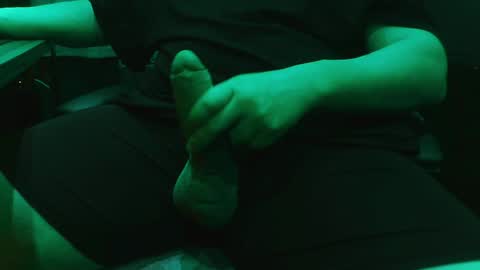 Snapshot of rapaces49 chatting on 01/20/25, 04:12 Raptor online show from 01/20/25, 04:12