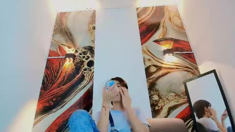 raphael_nyon1 online show from 05/21/26, 03:57