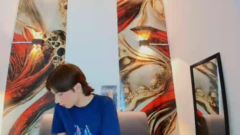 raphael_nyon1 online show from 06/05/26, 04:19