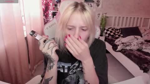 Rapunzel online show from 10/08/25, 01:31