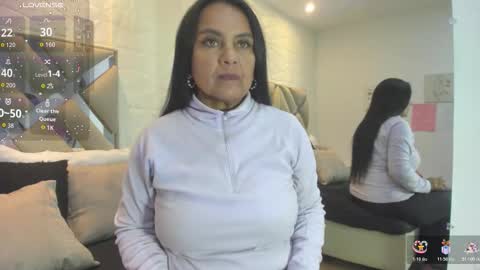 Raquel Moore  online show from 01/19/26, 02:43