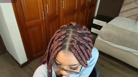 Raquel online show from 01/31/25, 11:35