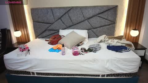 Snapshot of raqueljones_ chatting on 04/08/26, 07:14 Raquel online show from 04/08/26, 07:14